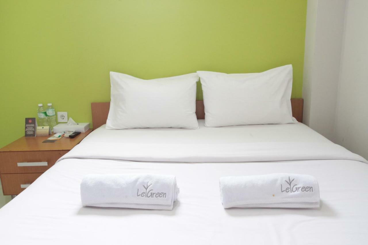 Legreen Suite Tebet Jakarta Exterior photo